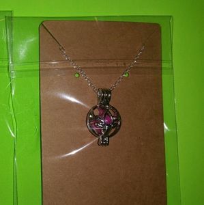 Pearl necklace Buck Deer cage